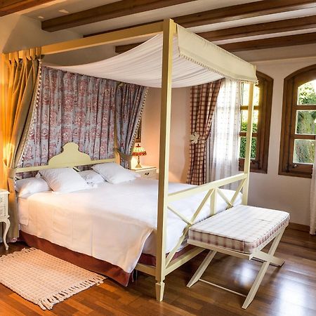 El Castell De Ciutat - Relais & Chateaux 塞奥-德乌赫尔 外观 照片