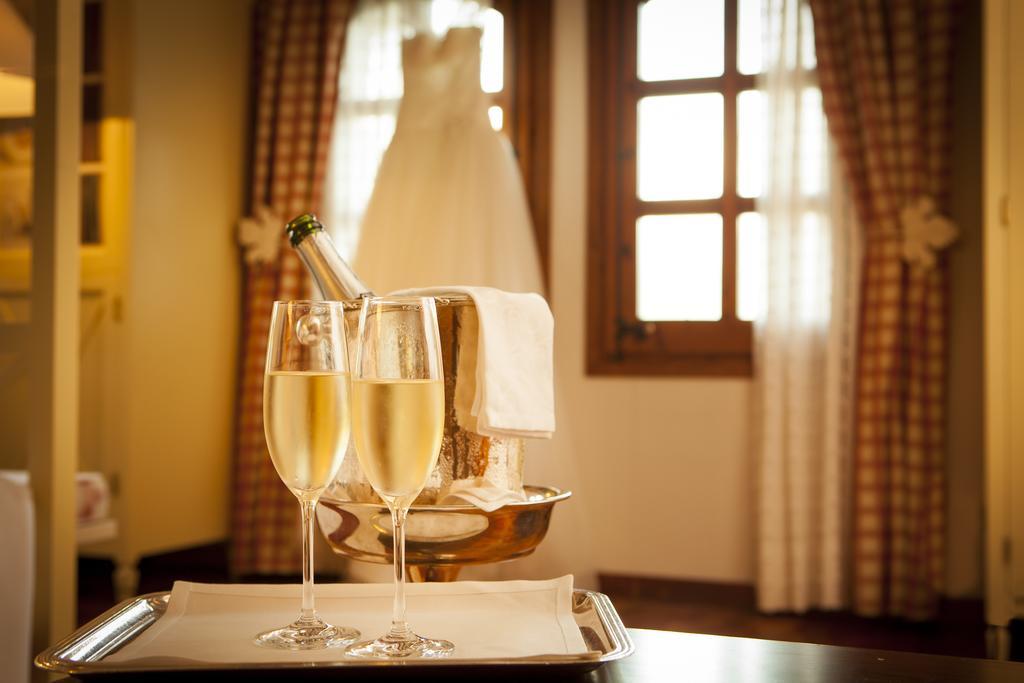 El Castell De Ciutat - Relais & Chateaux 塞奥-德乌赫尔 外观 照片